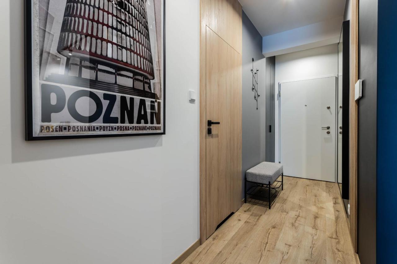 Klimatyzowany Apartament Very Berry Z Parkingiem W Poznaniu By Noclegi Renters Luaran gambar